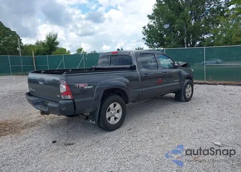 2013 Toyota Tacoma Base V6 z USA, uszkodzony, nr VIN 5TFMU4FN7DX011977